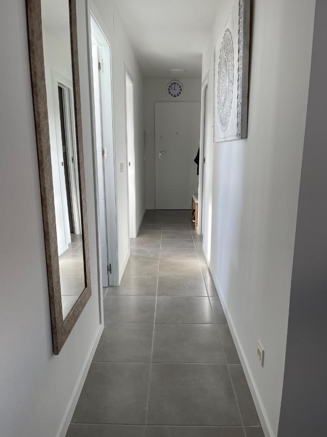 Sunny Apartment In Denia With Outdoor Swimming Pool And Garage Parking Place Included, 300M From The Sandy Beach Buitenkant foto