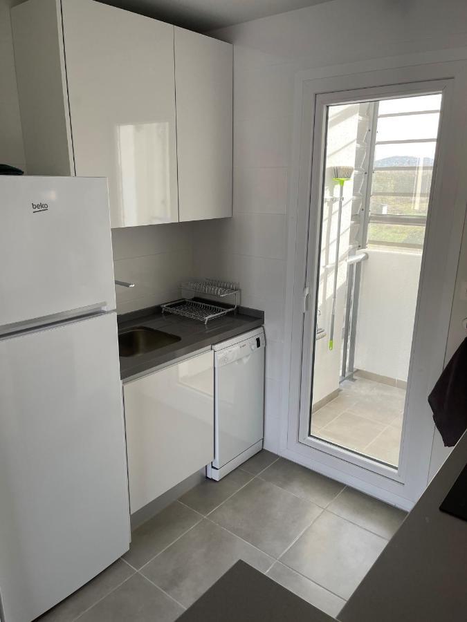 Sunny Apartment In Denia With Outdoor Swimming Pool And Garage Parking Place Included, 300M From The Sandy Beach Buitenkant foto